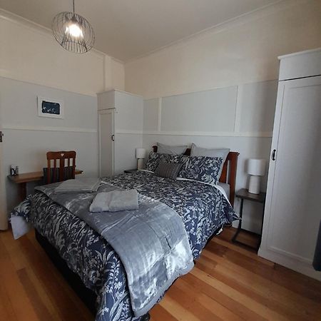 Character 1-Bedroom Unit Masterton Bagian luar foto