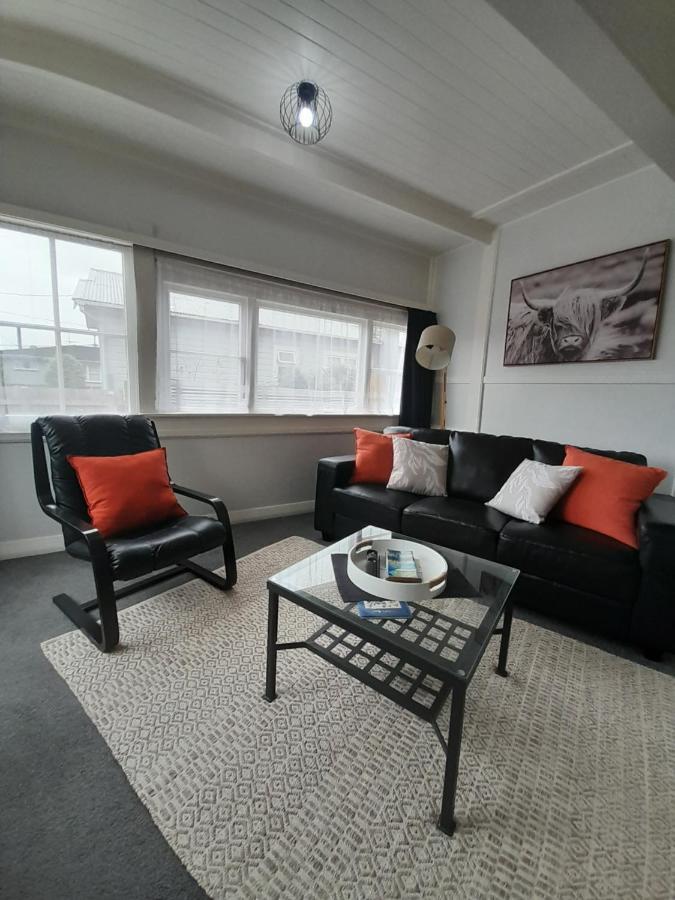 Character 1-Bedroom Unit Masterton Bagian luar foto